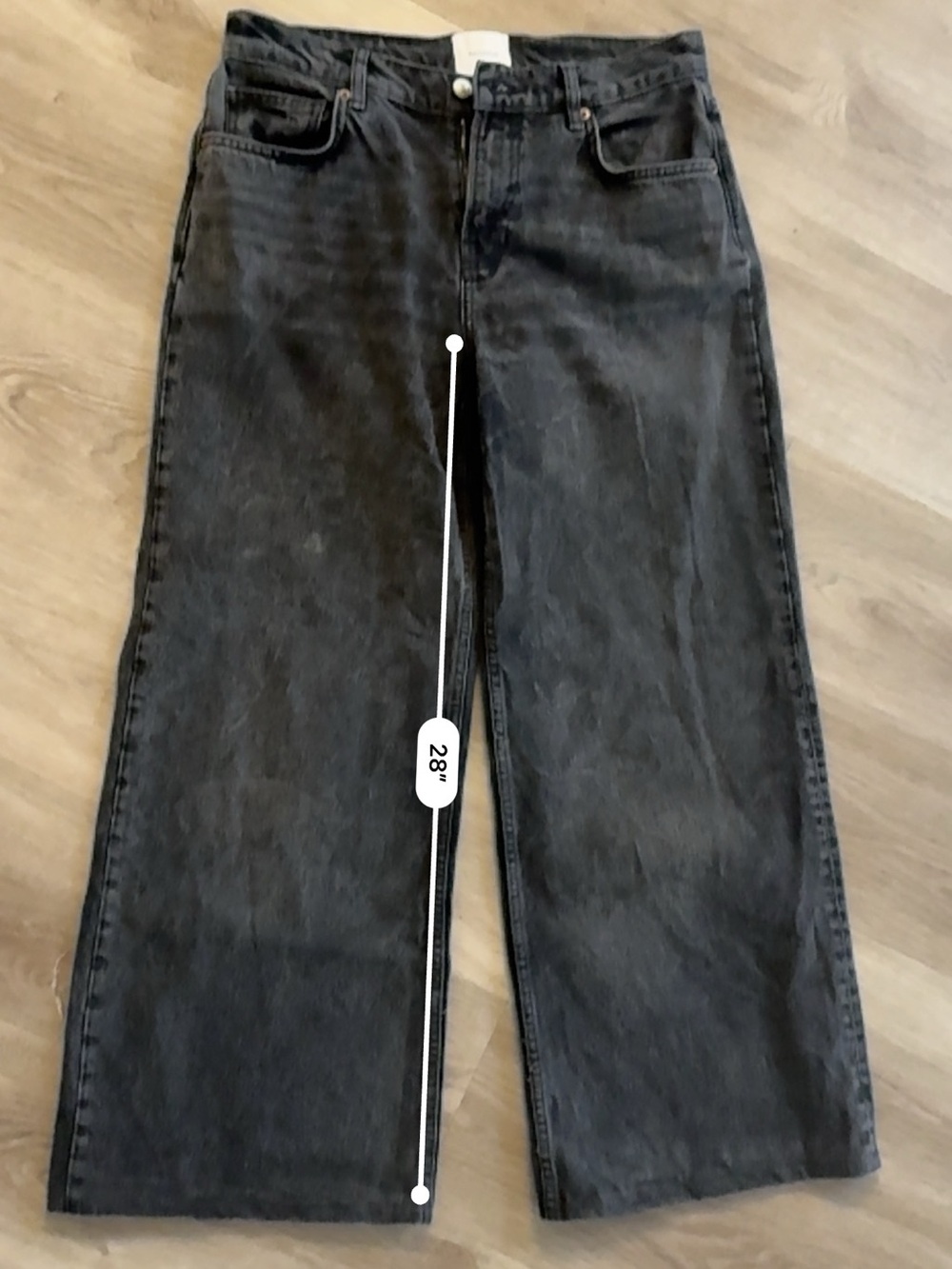 Reformation Cary Low Rise
Charcoal Black Jeans - Picture 4 of 4